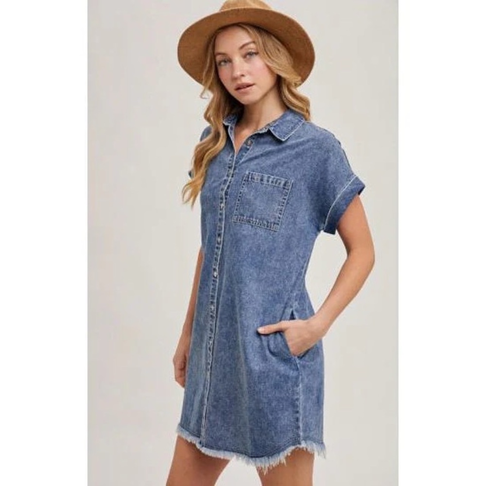 BRAND NEW WITH TAGS Frayed Hem Denim Shirt Dress